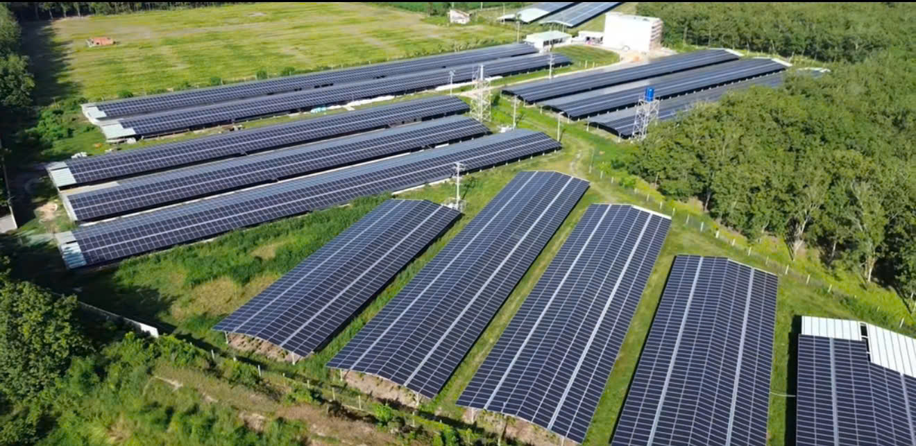 Solar farm aerial